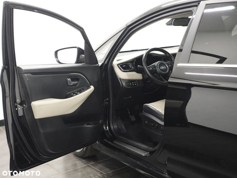 Kia Carens 1.7 CRDi Spirit - 16