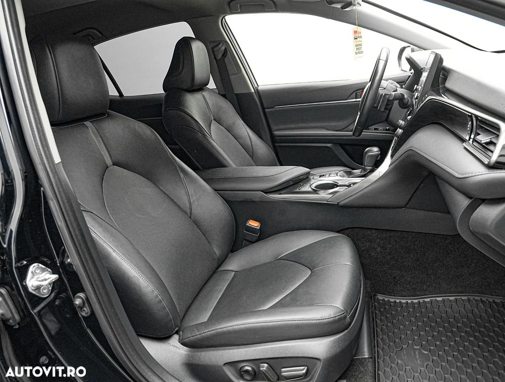 Toyota Camry 2.5 Exclusive - 15