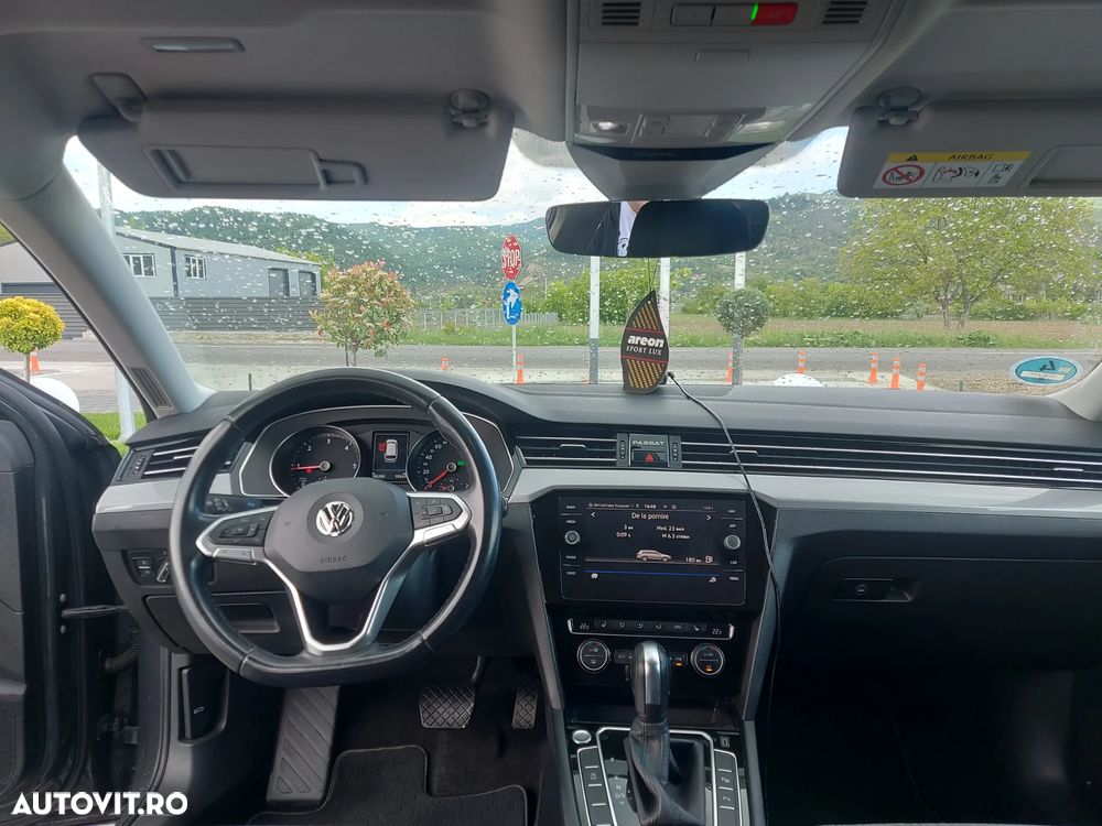 Volkswagen Passat 2.0 TDI SCR DSG Business - 13