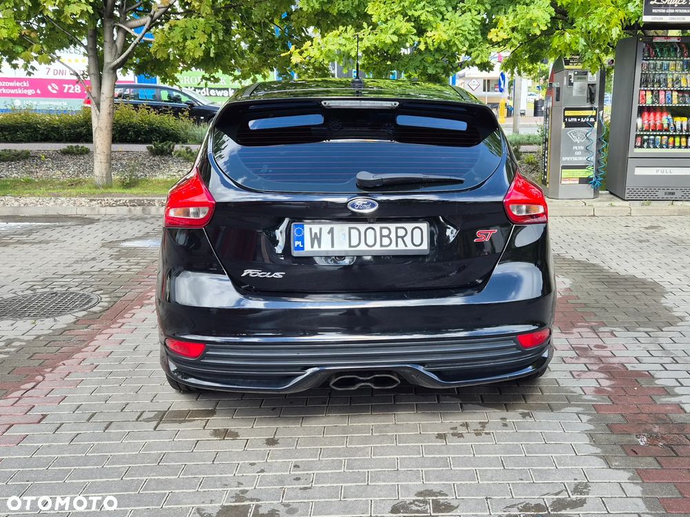 Ford Focus 2.0 EcoBoost ST mit Leder-Sport-Paket - 10