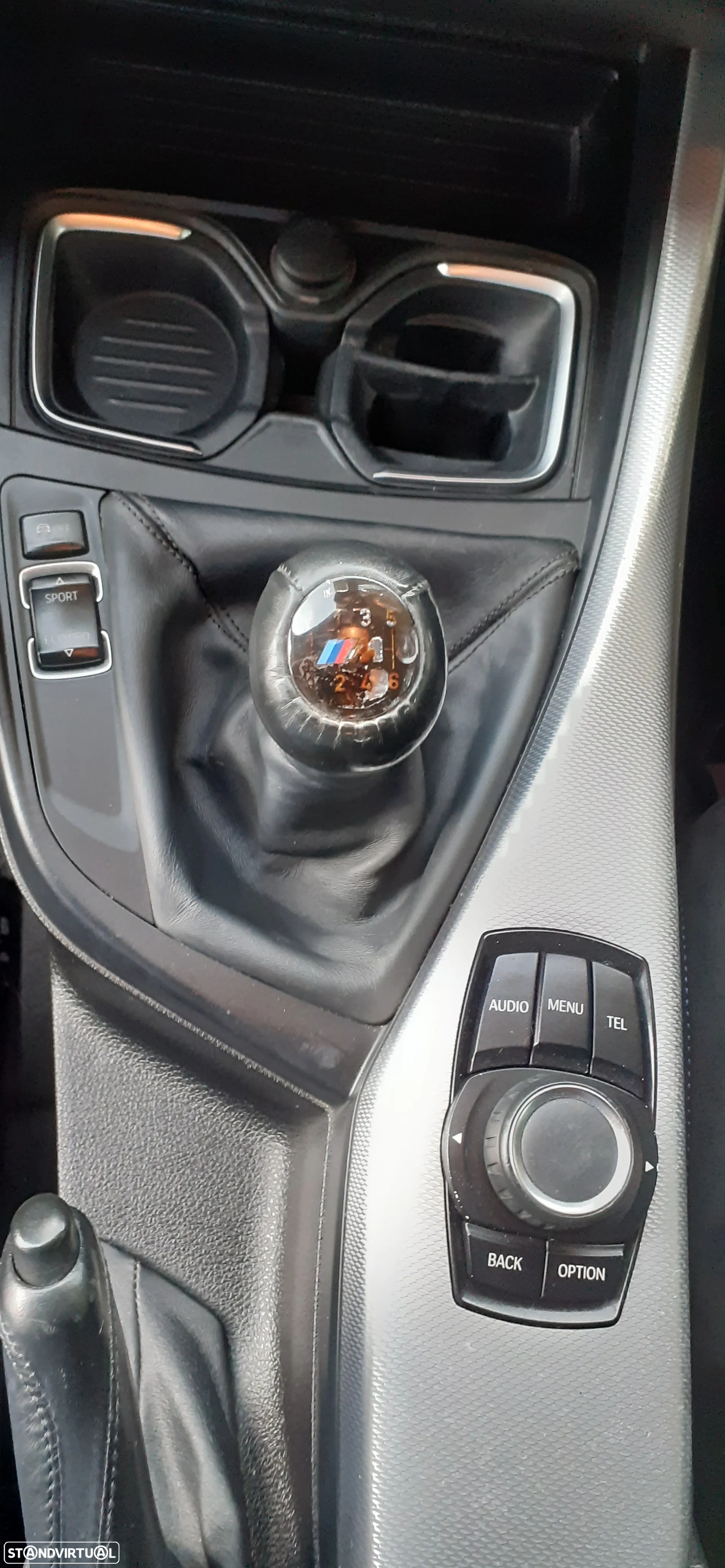 BMW 118 d Pack M - 11