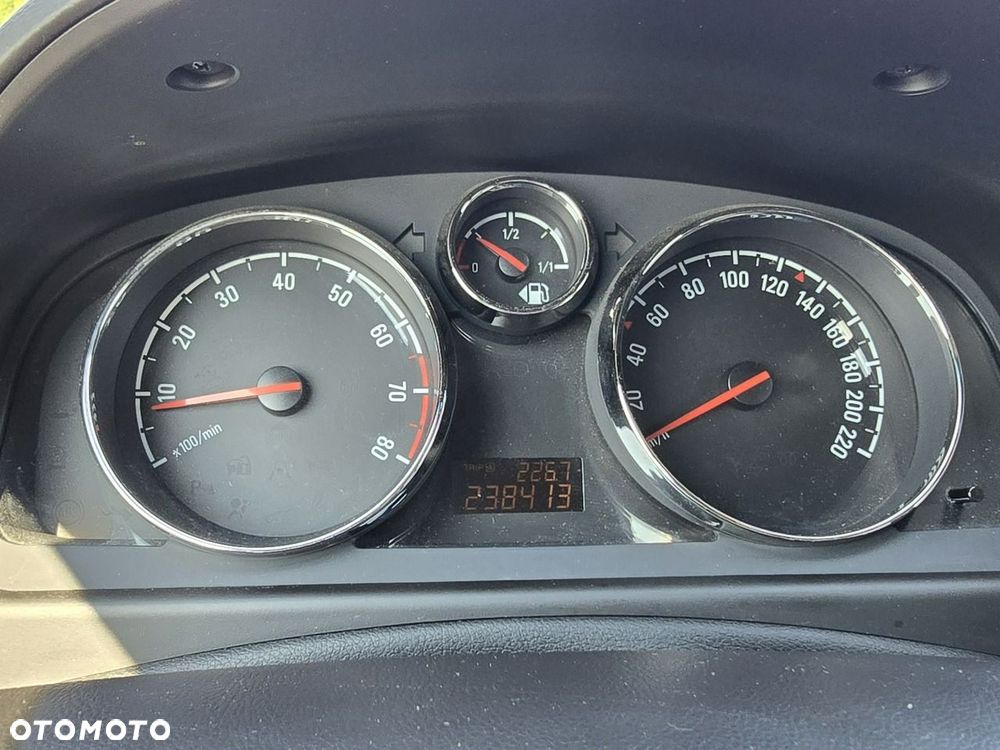 Opel Antara - 28