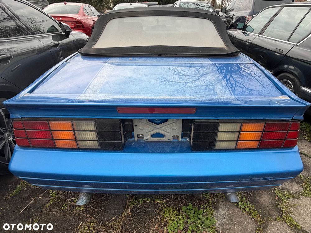 Chevrolet Camaro 5.0 IROC - 15