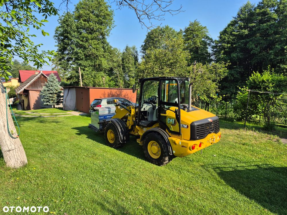 Caterpillar 907 - 5