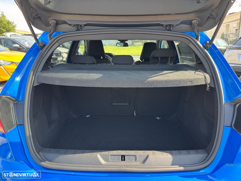 Peugeot 308 1.2 PureTech GT EAT8 - 7
