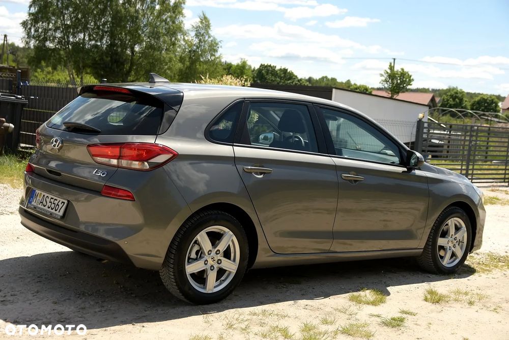 Hyundai i30 1.4 Fifa World Cup Edition - 9