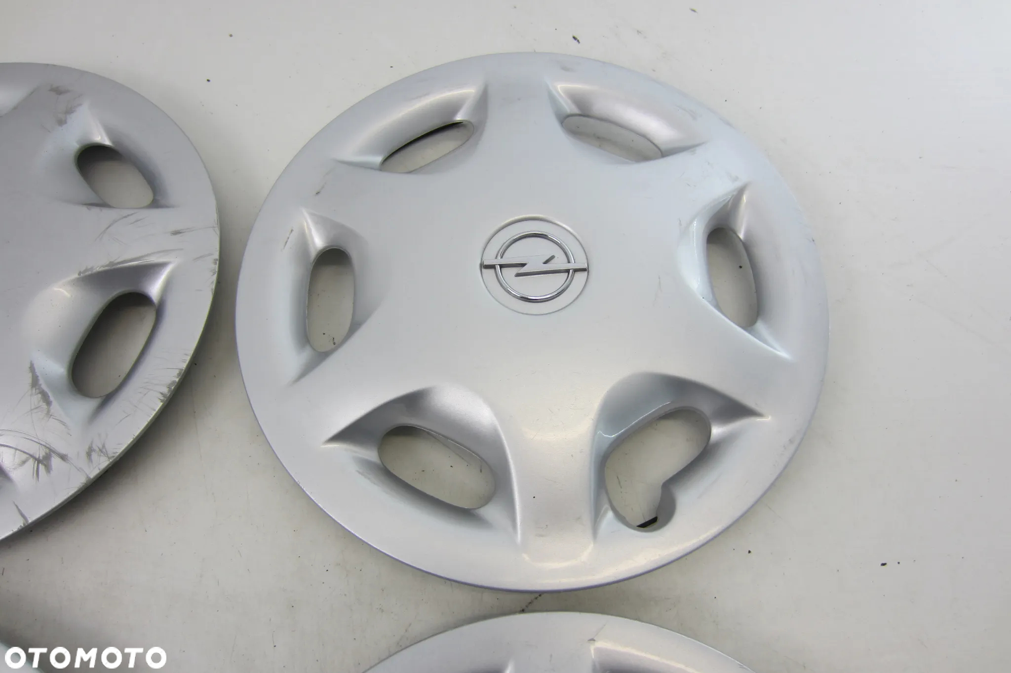 KOŁPAKI DEKLE  15 OPEL CORSA D E ASTRA KARL - 3