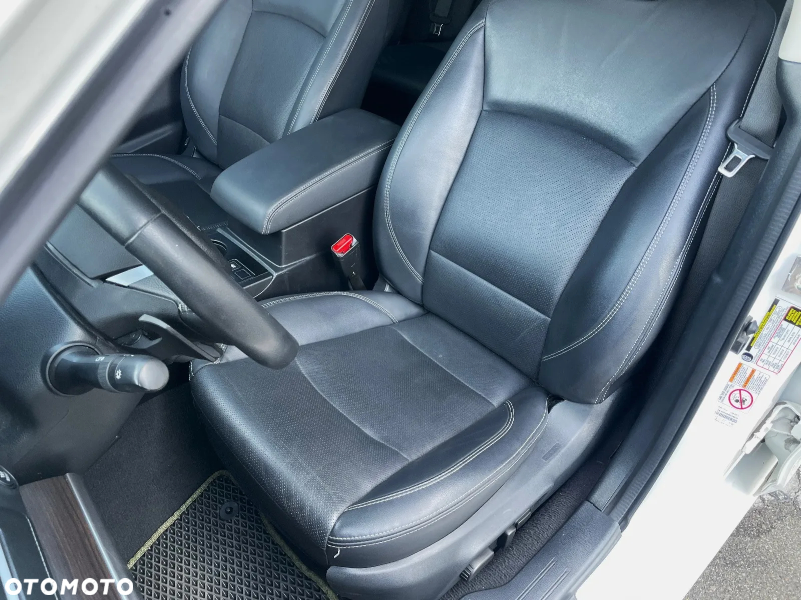 Subaru Legacy - 19
