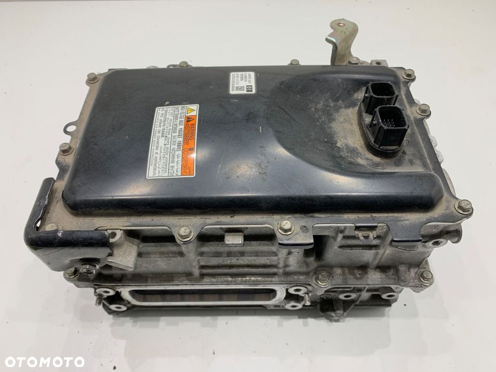 INWERTER FALOWNIK  TOYOTA COROLLA sedan (_E21_) 2019 - 2022 1.8 VVTi Hybrid (ZWE211, MZEA12) 72 kW - 1