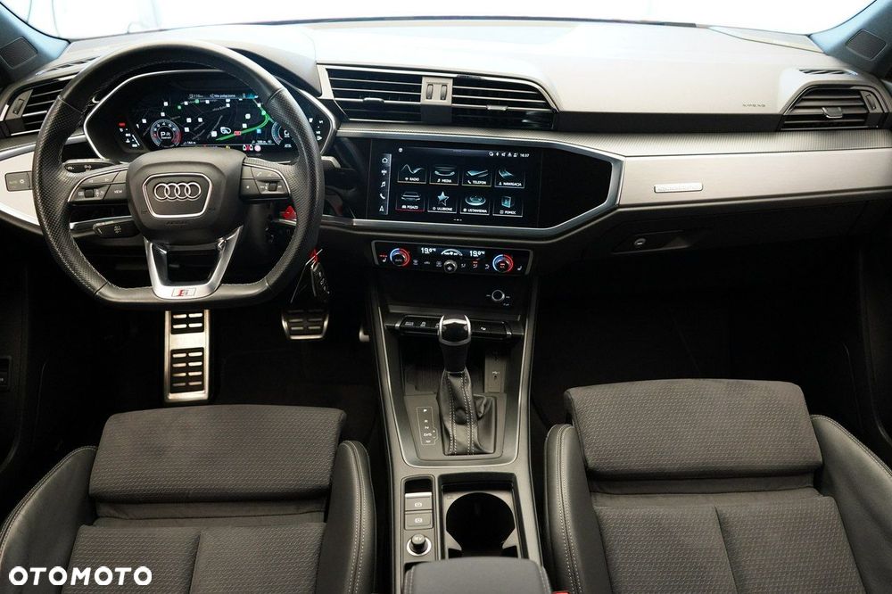 Audi Q3 Sportback - 25