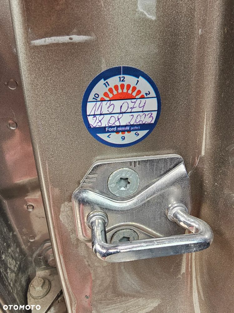 Ford Kuga 2.0 TDCi AWD Titanium - 33