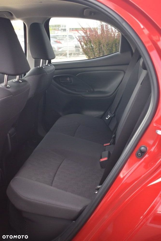 Toyota Yaris Hybrid 1.5 Style - 16