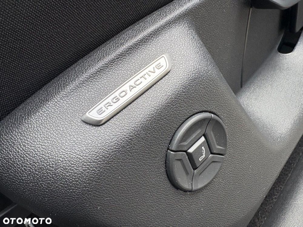 Volkswagen Tiguan - 25