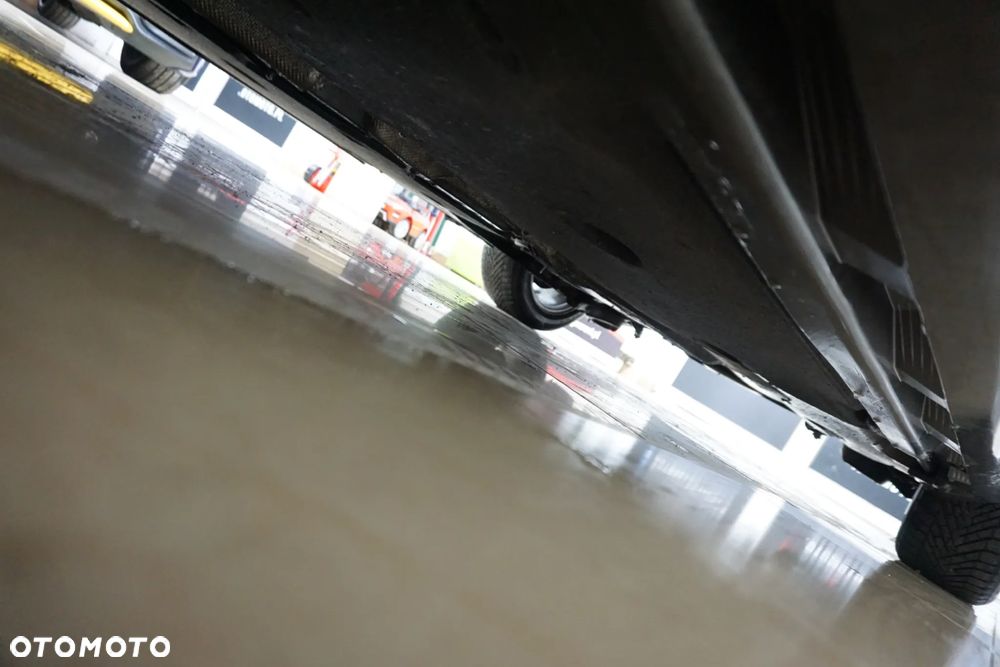Volvo V40 D2 Kinetic - 13