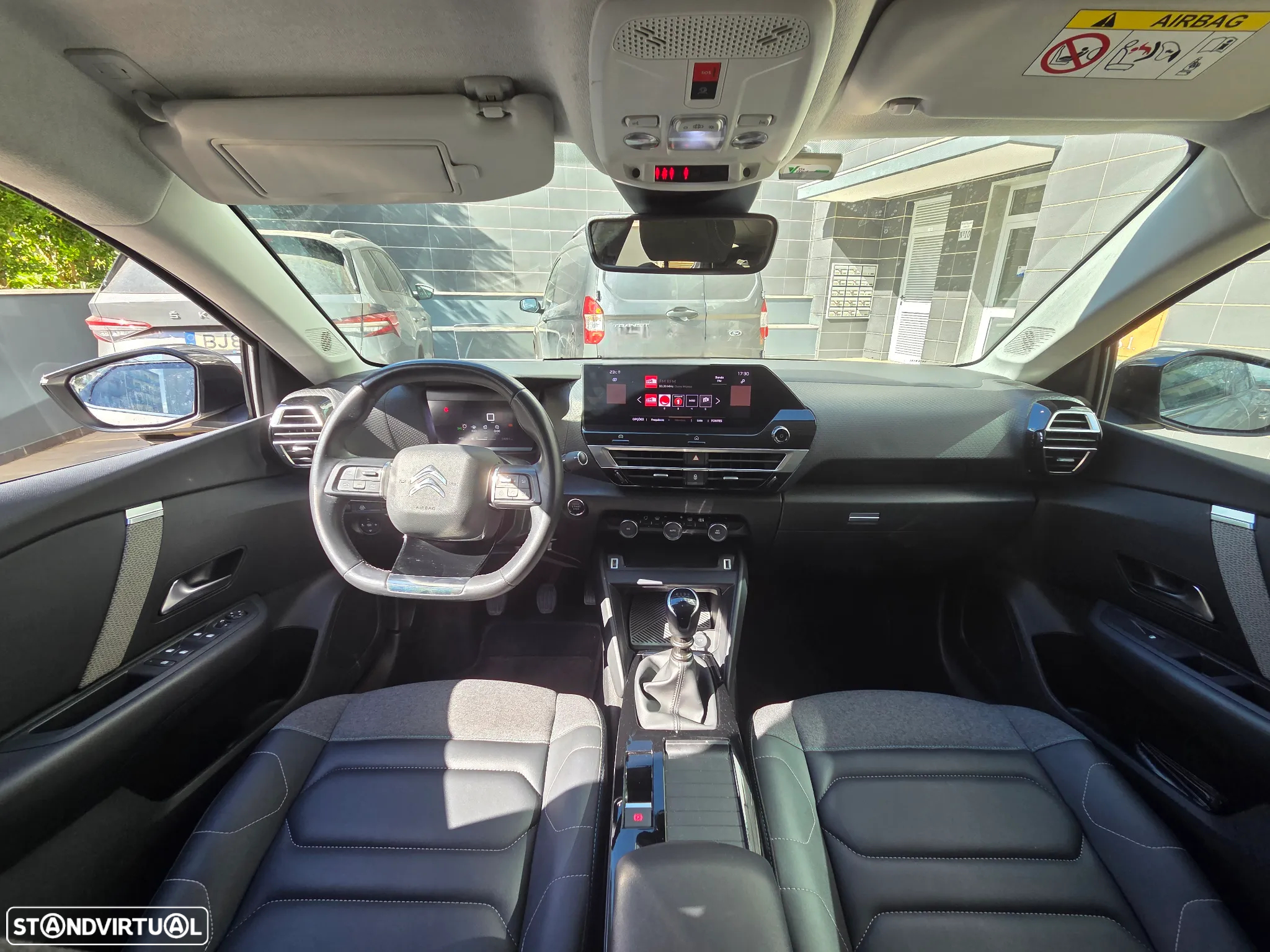 Citroën C4 1.2 PureTech Shine - 9