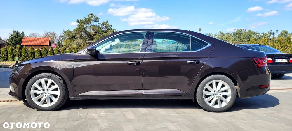 Skoda Superb 1.5 TSI ACT Ambition - 6