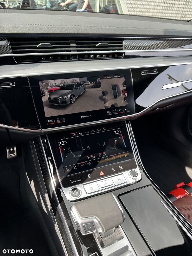 Audi A8 - 21