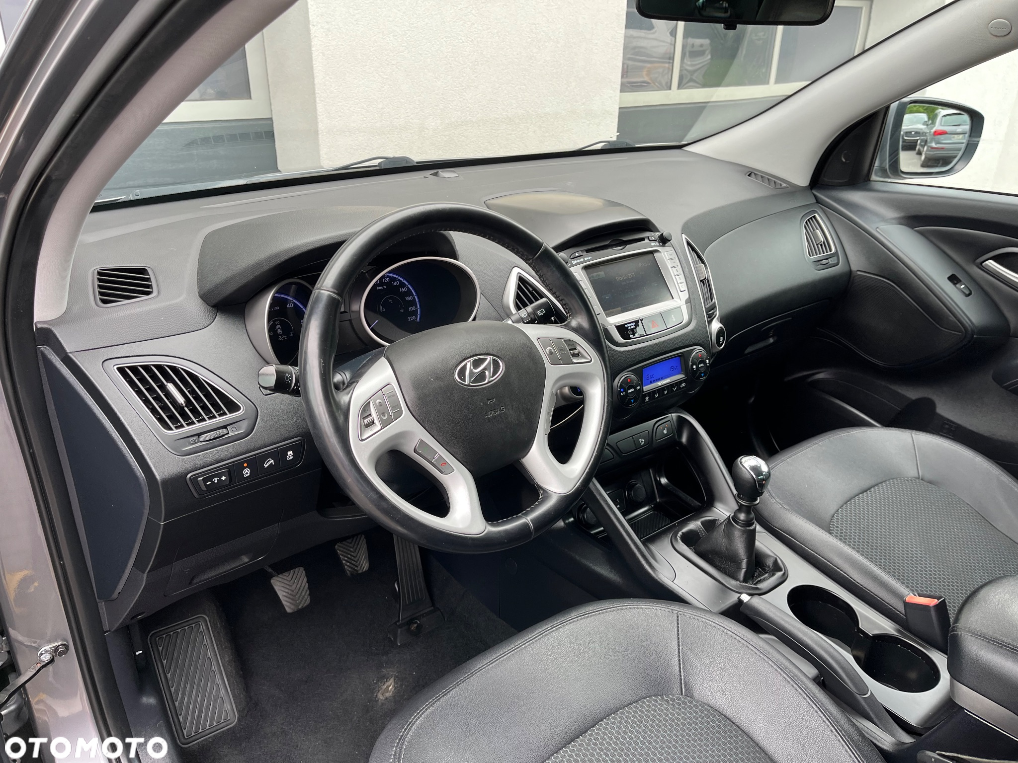 Hyundai ix35 1.7 CRDi 2WD blue Comfort - 15