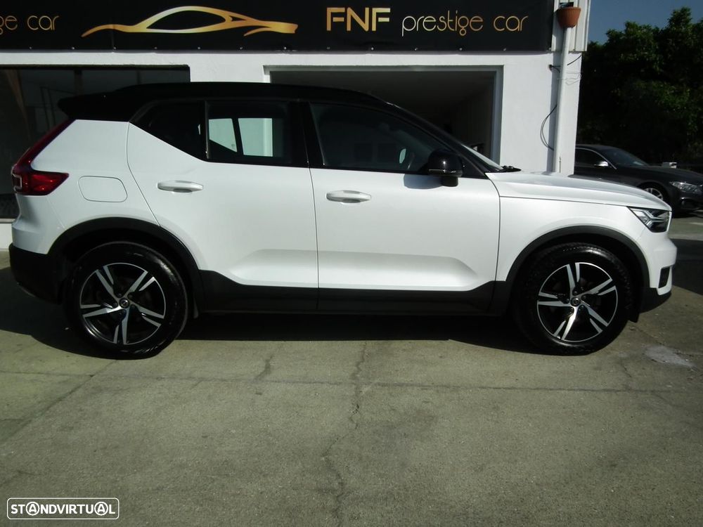 Volvo XC 40 2.0 D3 R-Design - 4