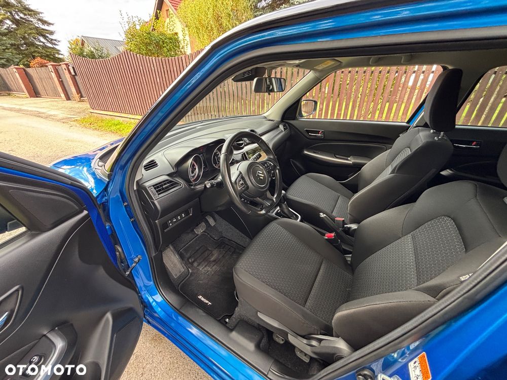 Suzuki Swift 1.2 Dualjet Hybrid CVT Comfort - 15