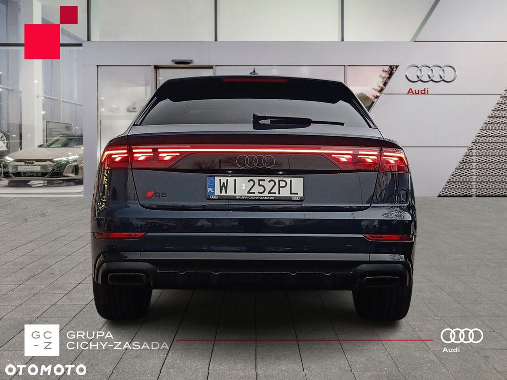Audi Q8 - 8