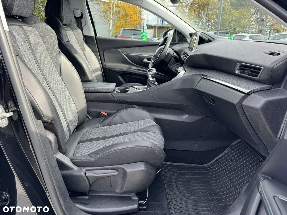 Peugeot 3008 PureTech 130 Stop & Start GPF Allure - 34