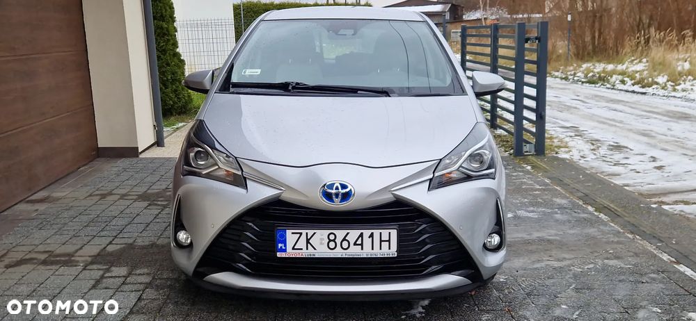 Toyota Yaris 1.5 Premium CVT - 3