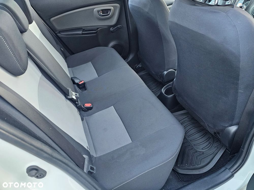 Toyota Yaris - 23