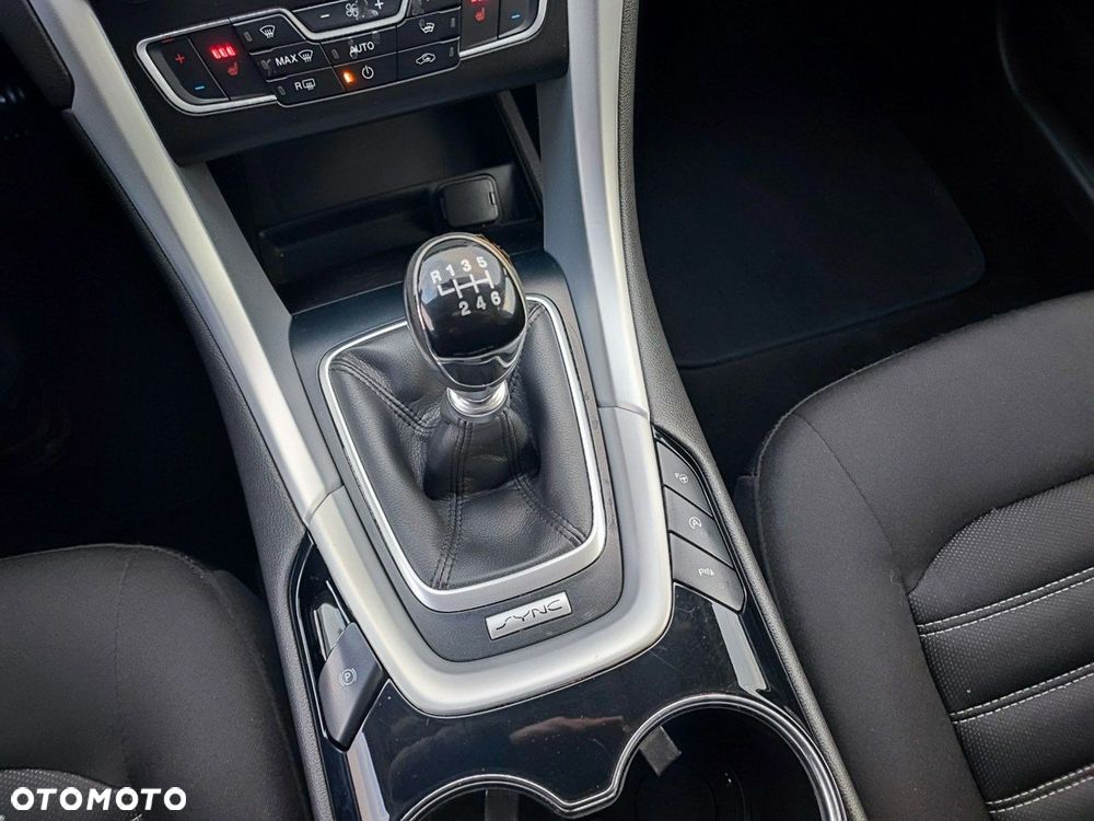 Ford Mondeo 2.0 EcoBlue Business Edition - 24