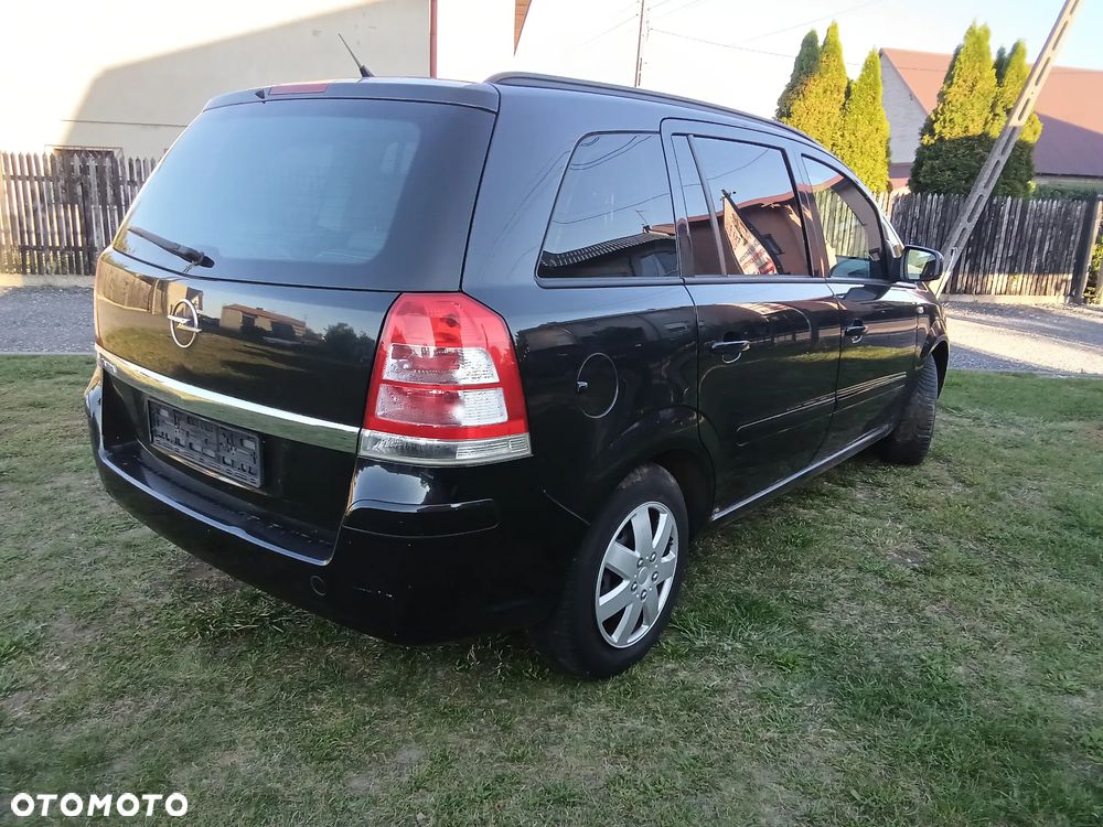 Opel Zafira 2012 photo 3