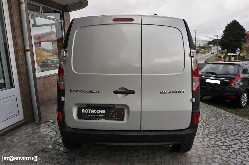 Renault Kangoo MAXI 1.5 DCI 3L IVA DEDUTIVEL - 6