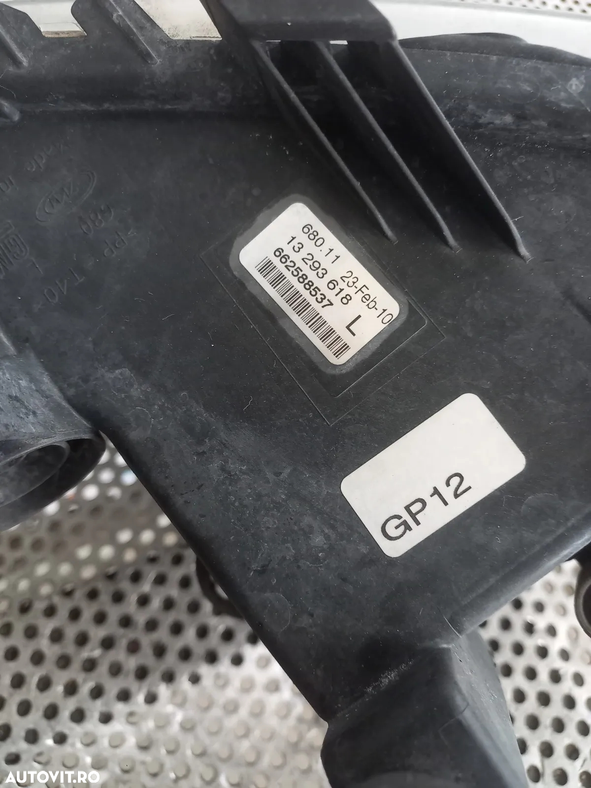 Proiectoare Proiector Ceata Stanga Dreapta Opel Astra J Motor A17DTJ A17DTH A17DTR - Dezmembrez Ara - 8