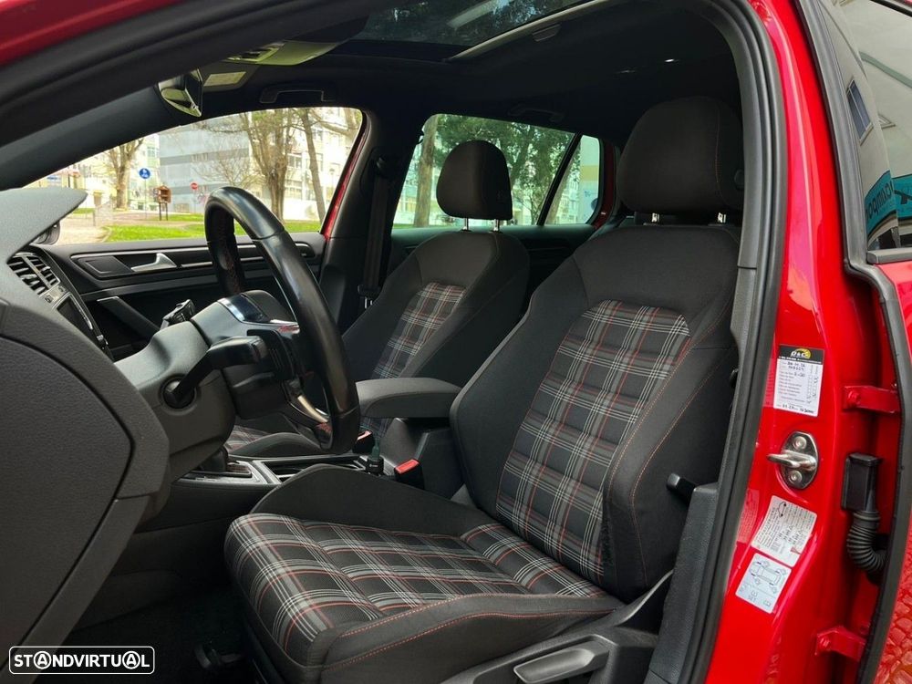 VW Golf 2.0 TSi GTi DSG - 8
