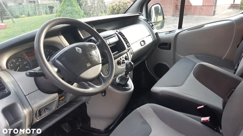 Renault TRAFIC - 17