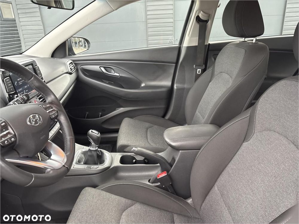 Hyundai i30 1.5 DPI Comfort - 10