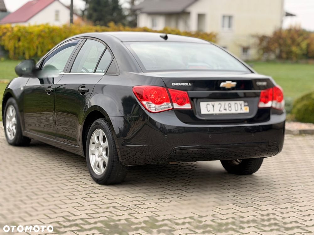 Chevrolet Cruze 1.7 D LT+ Premium - 4
