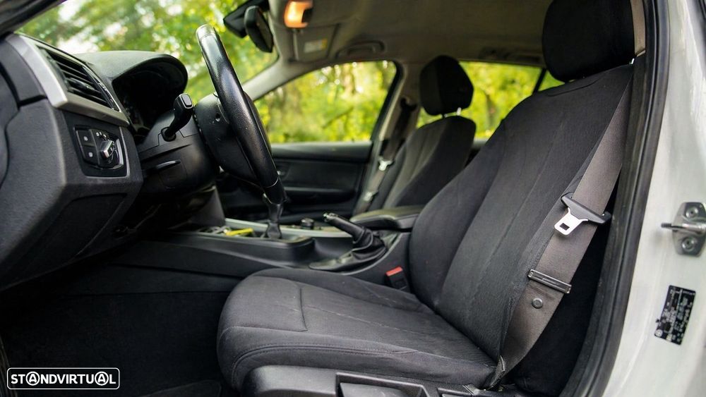 BMW 320 d Line Modern - 8