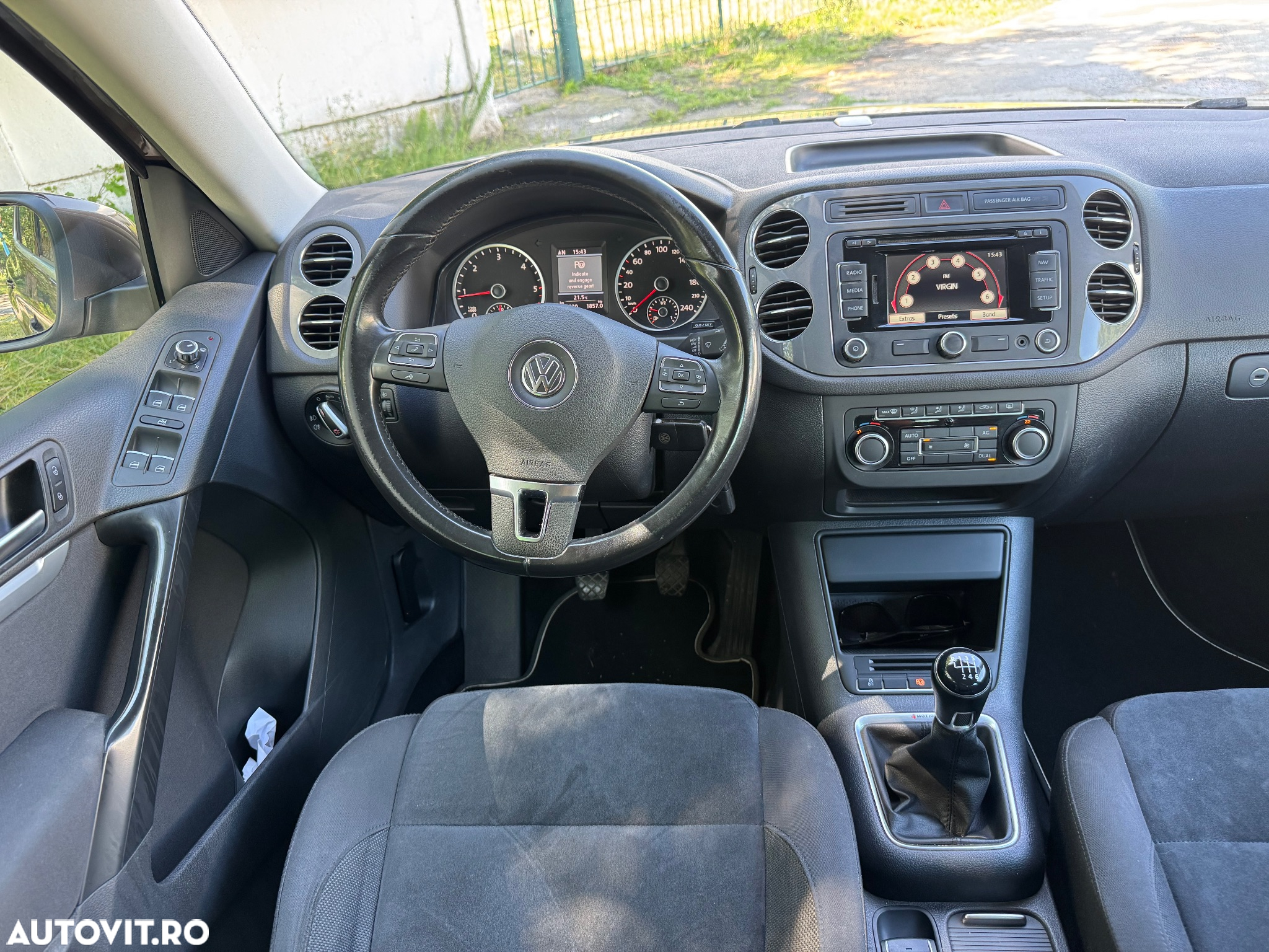 Volkswagen Tiguan 2.0 TDI 4Motion Sport & Style - 8