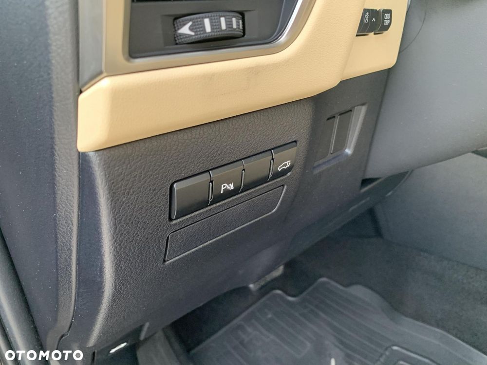 Lexus NX 300h Comfort AWD - 20