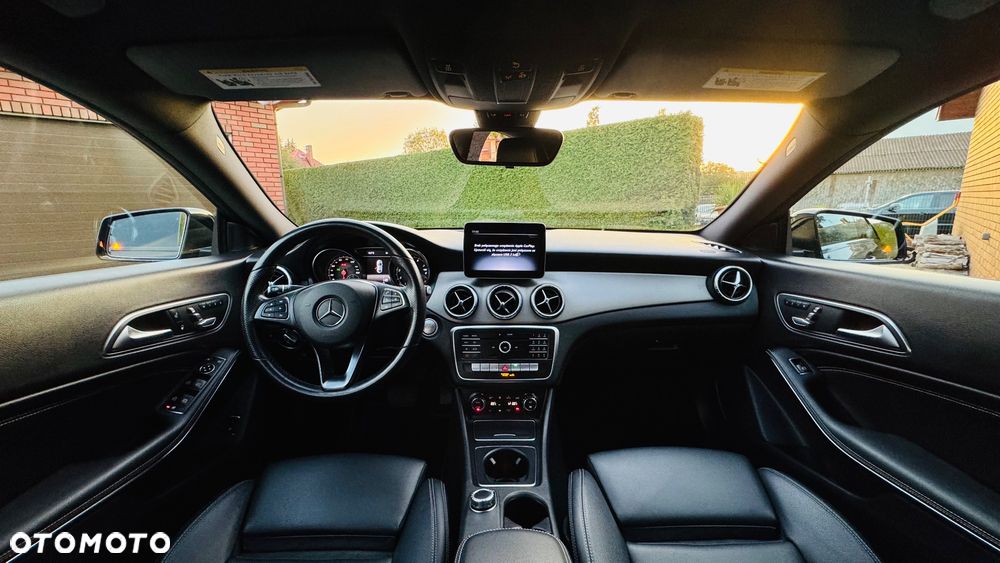 Mercedes-Benz CLA 250 7G-DCT Sport - 10
