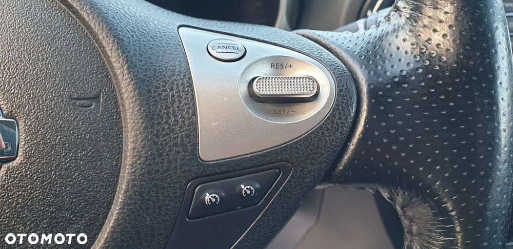 Nissan Juke 1.6 Start/Stop Tekna - 28