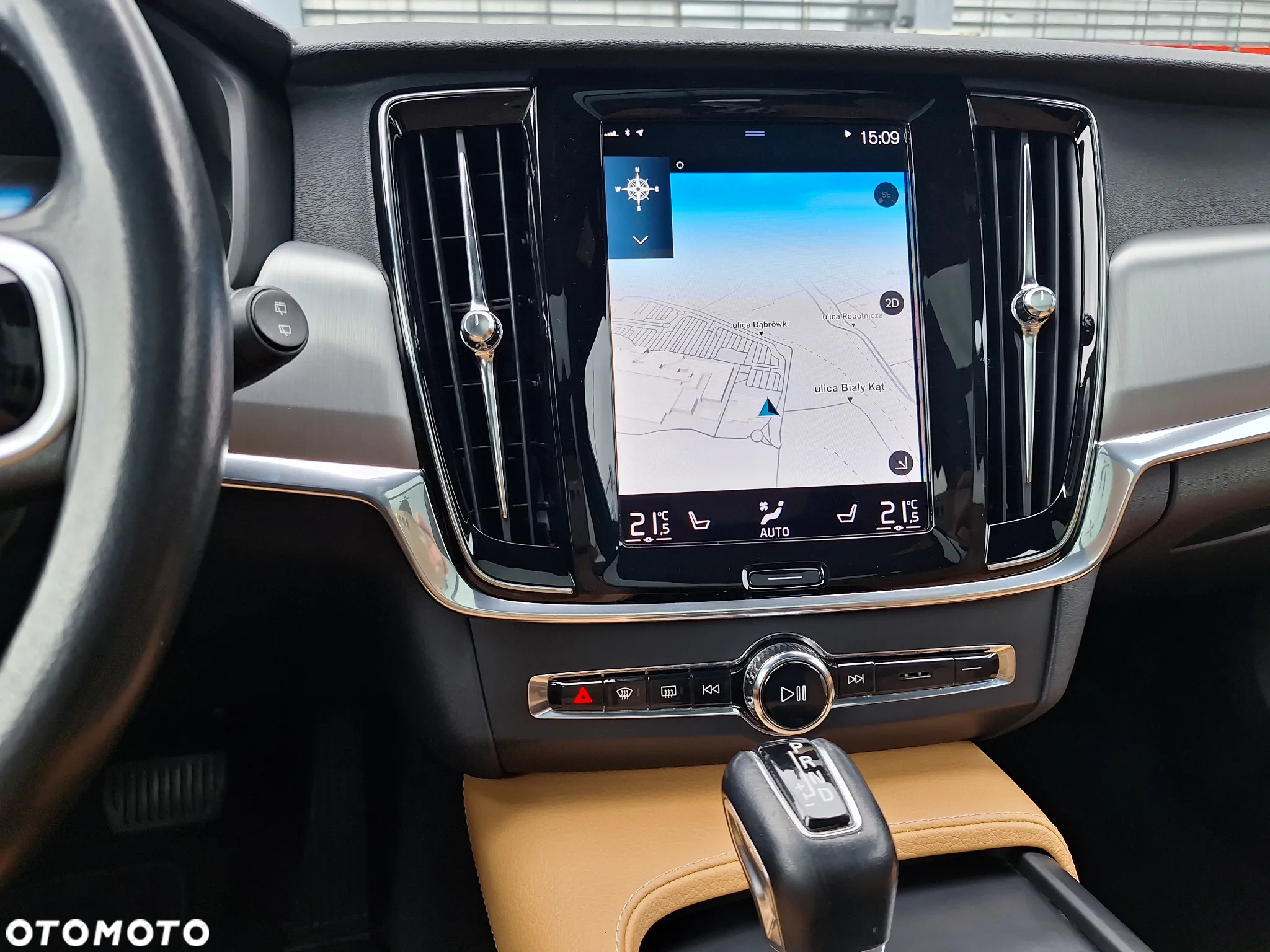 Volvo V90 D4 Momentum Pro - 34