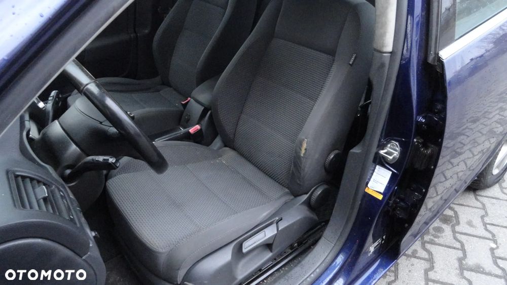 Volkswagen Jetta 1.9 TDI Comfortline - 7