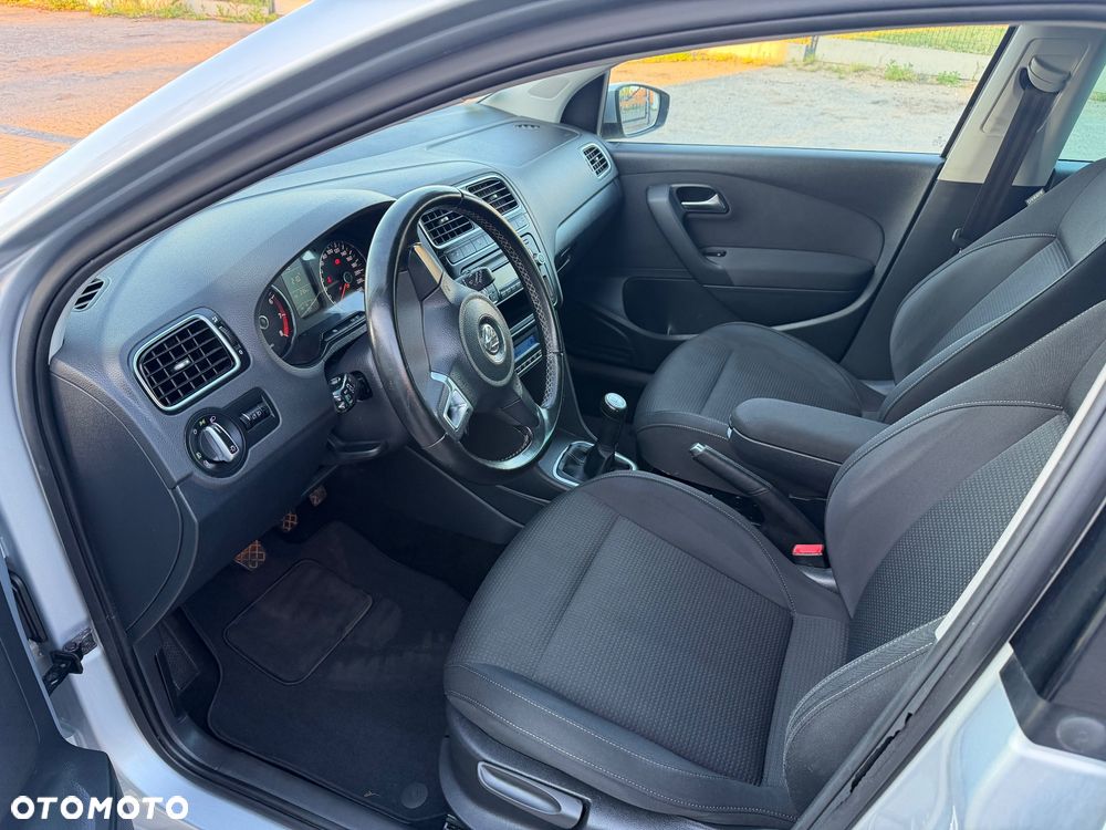 Volkswagen Polo - 5