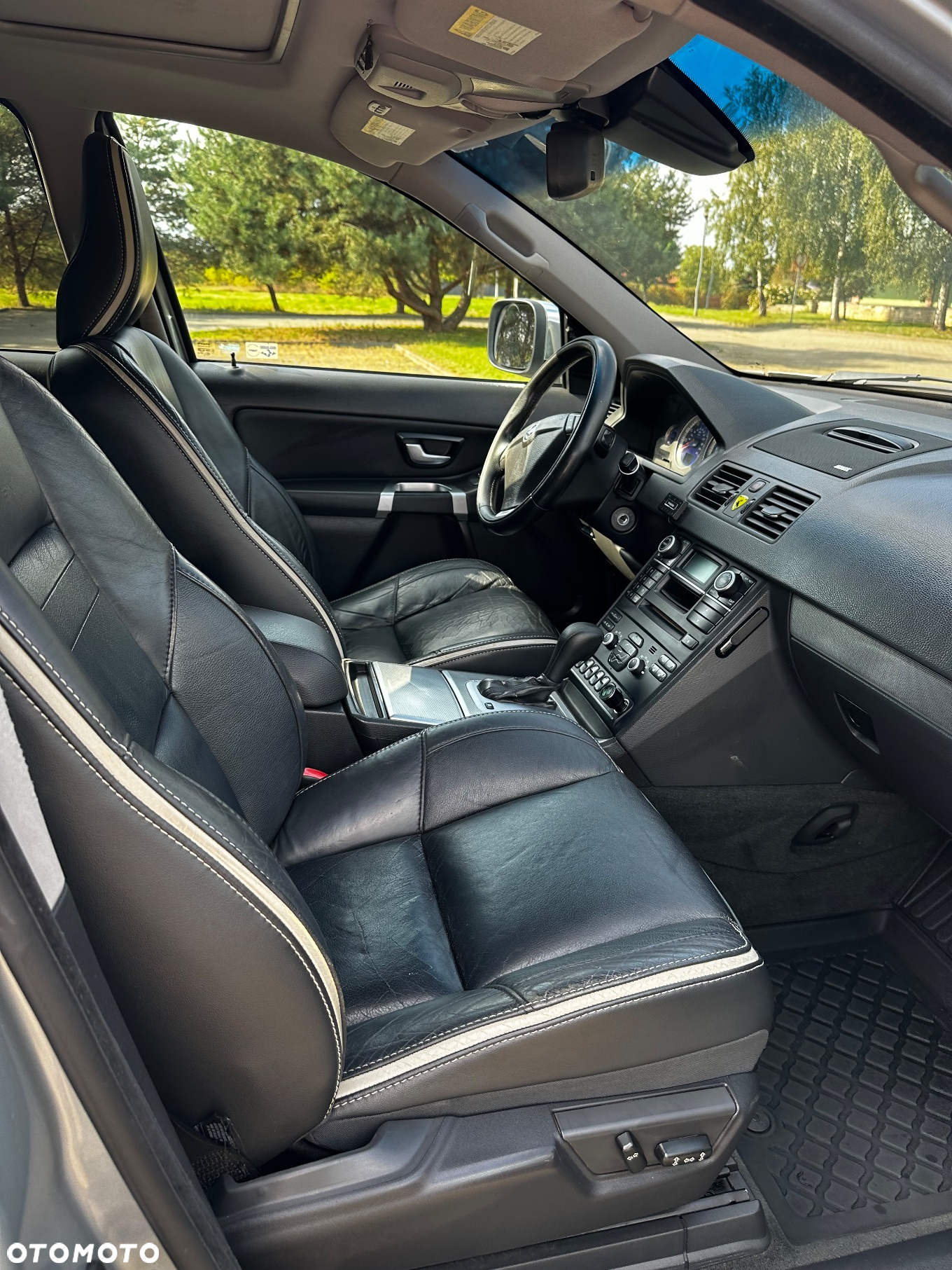 Volvo XC 90 3.2 AWD R-Design - 26