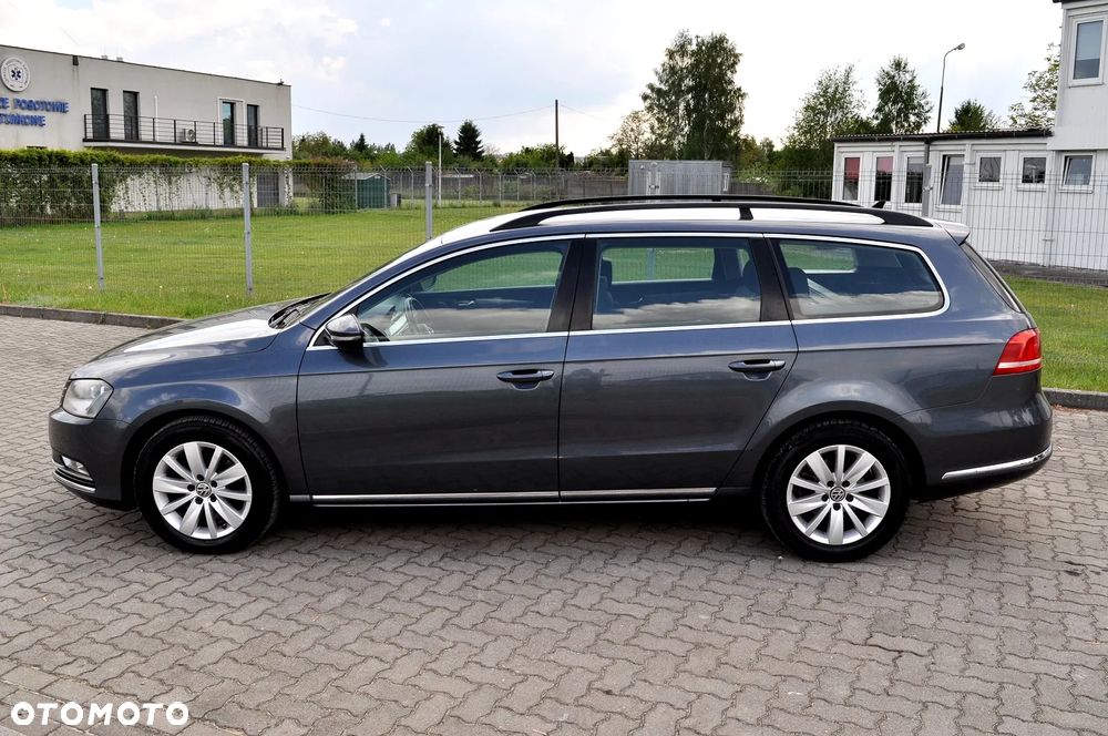 Volkswagen Passat - 10