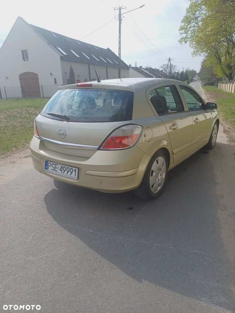 Opel Astra 1.4 Start - 2