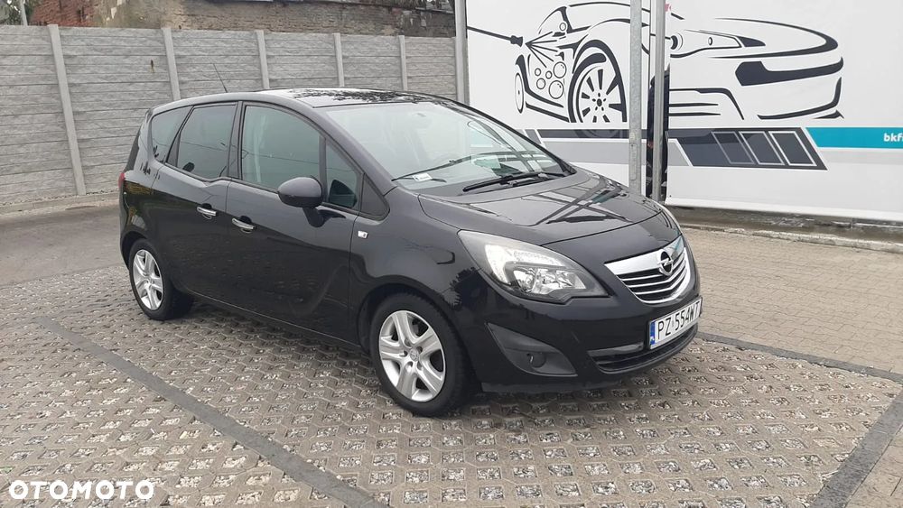 Opel Meriva 1.4 T Cosmo S&S - 2