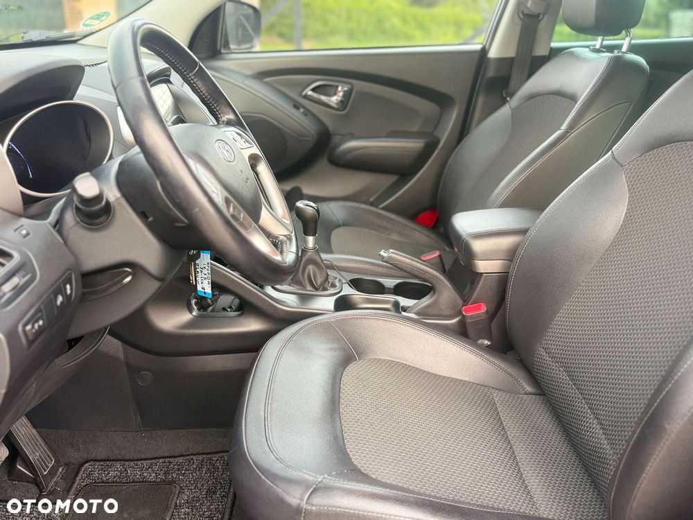 Hyundai ix35 2.0 2WD Style - 21