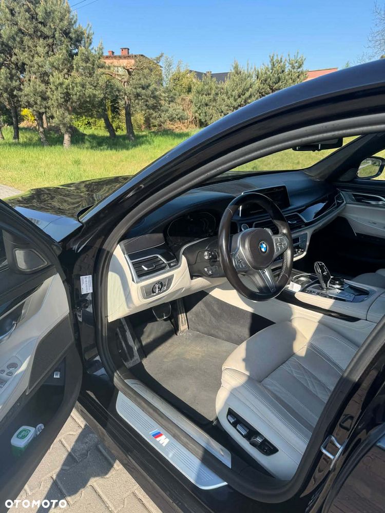 BMW Seria 7 740Ld xDrive mHEV sport - 7